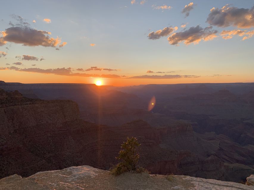 Grand Canyon National Park: Guided Sunset Hummer Tour - Who should book this sunset Hummer tour?