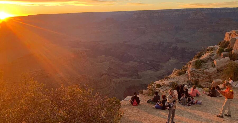 Grand Canyon National Park: Guided Sunset Hummer Tour - Starting in Tusayan or inside Grand Canyon Village