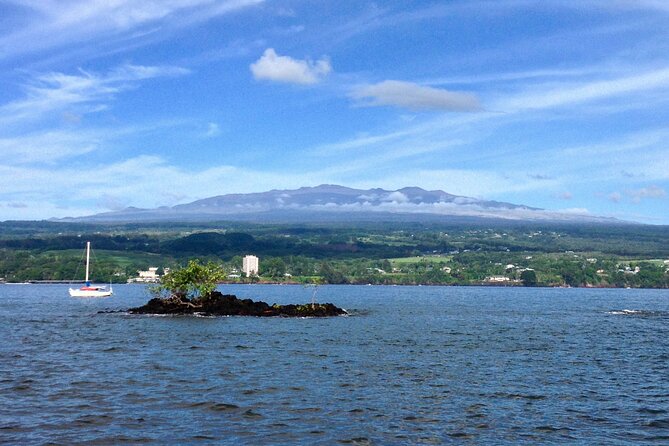 Hawaii Volcanoes National Park and Hilo Highlights Small Group Tour - Chain of Craters Road puts the scale into view
