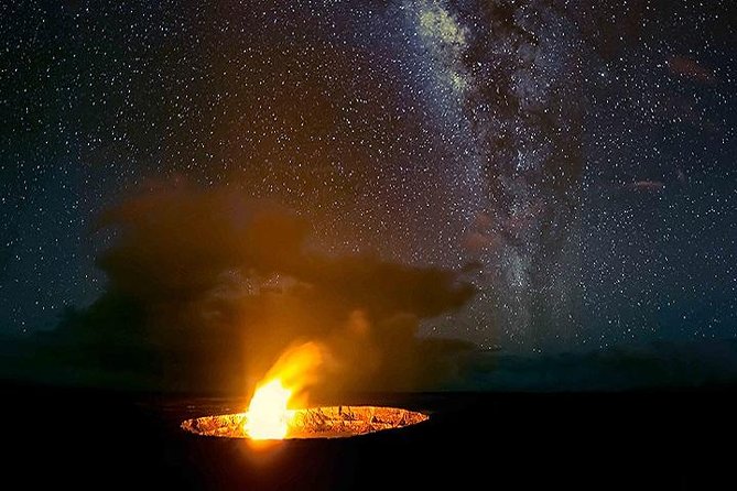 Hawaii Volcanoes National Park Experience Departing from Oahu - Flying from Honolulu and meeting your guide in Kona