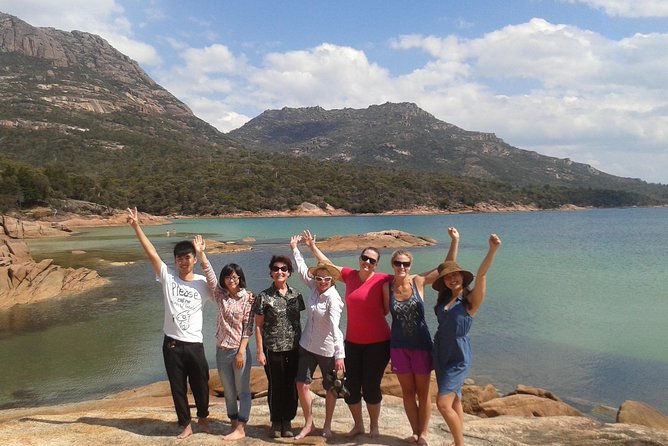 Hobart: Wineglass Bay & Freycinet National Park - Active Day Tour - Cape Tourville Lighthouse and the Tasman Sea