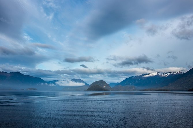 Jet Boat Journey through Fiordland National Park - Pure Wilderness - Finding Middle-earth on the river