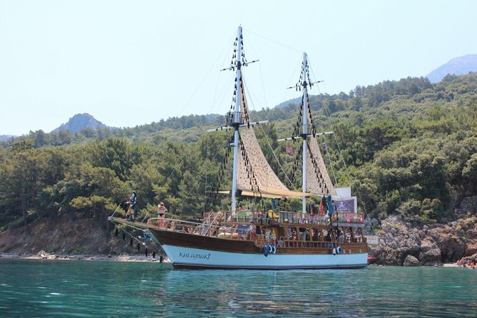 Kusadasi & National Park Boat Tours with Lunch and Transfer - Choosing between Kusadasi and National Park