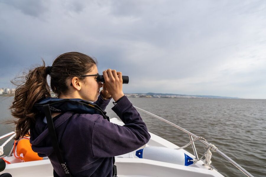 Lisbon: Tagus Estuary Nature Reserve Birdwatching Boat Tour - Mouchao da Povoa and the wide open water