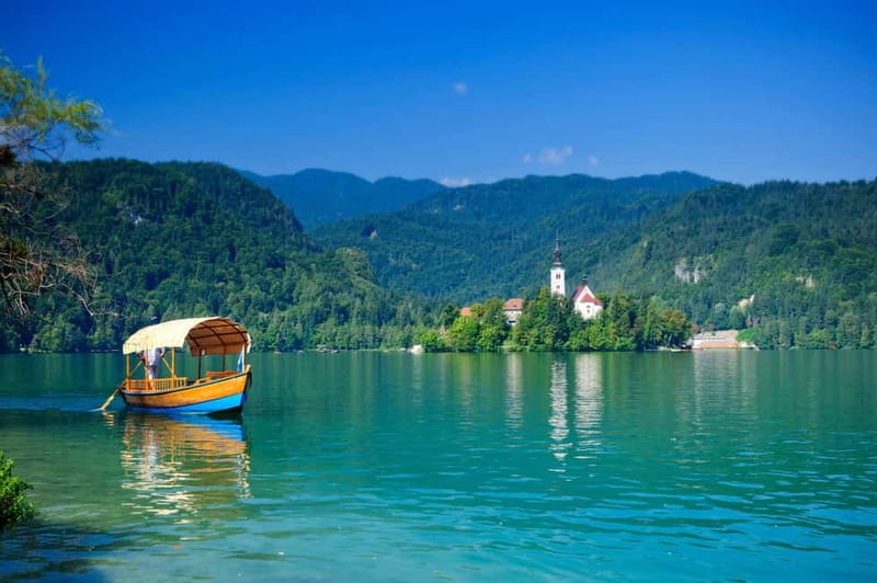 Ljubljana: Lake Bled & Triglav National Park Full-Day Trip - Bled Castle adds history, height, and another fee