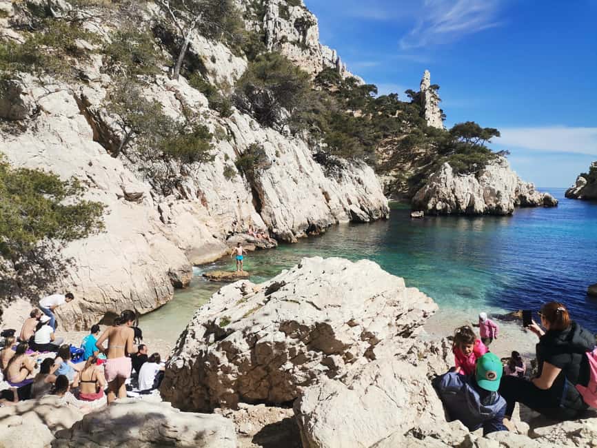 Marseille: Calanques National Park Guided Hike with Picnic - How difficult is this five-hour hike?