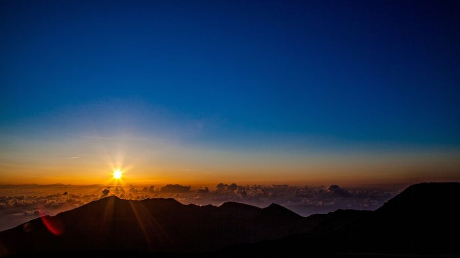 Maui: Haleakala National Park Sunrise Tour - The climb to 10,023 feet
