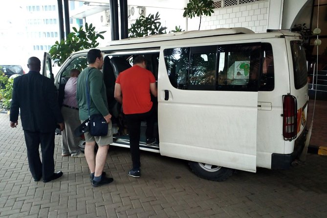 Nairobi National Park Half-Day Tour; Free Wi-Fi connection - Timing problems and how to protect your day