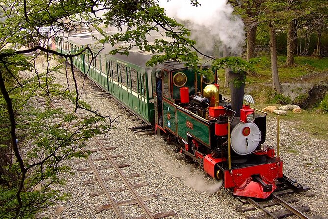 National Park and Train Trip End of the World Guided Tour - Why this six-hour outing works in Ushuaia
