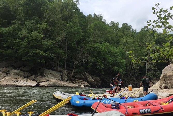 National Park Whitewater Rafting in New River Gorge WV - Small groups and the guide experience