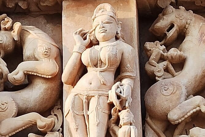 Panna National Park and Tiger Reserve Jeep Safari from Khajuraho - Looking for tigers, gharials, and birds