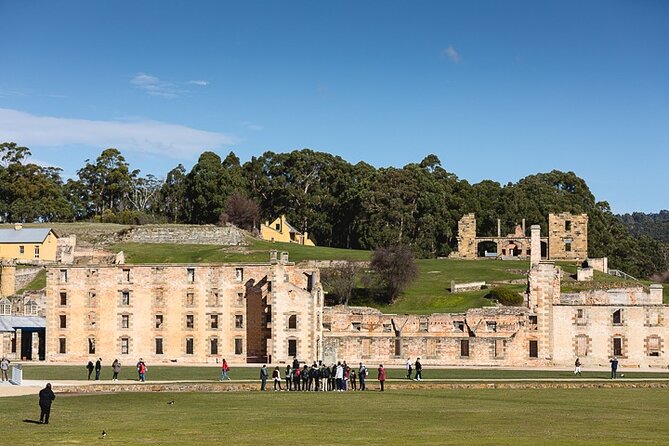 Port Arthur Full-day Guided Tour with Harbour Cruise and Tasman National Park - Pirates Bay and Tasman Arch bring fresh air