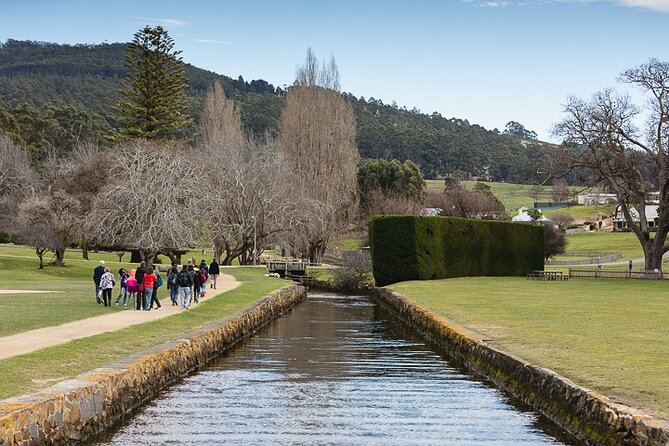 Port Arthur Full-day Guided Tour with Harbour Cruise and Tasman National Park - Chocolate closes the return journey