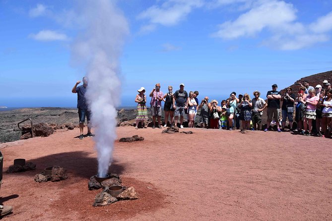 Premium Tour Timanfaya National Park and Cueva de Los Verdes - Starting the day and handling pickup
