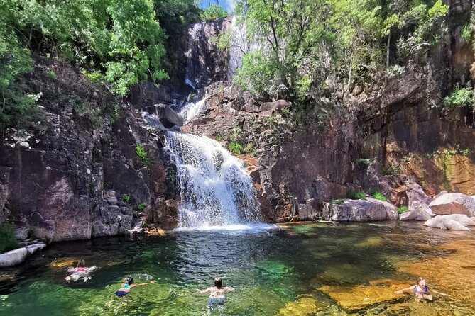 Private Geres National Park Tour with Lunch and Transfers - Lunch with a view or a regional meal