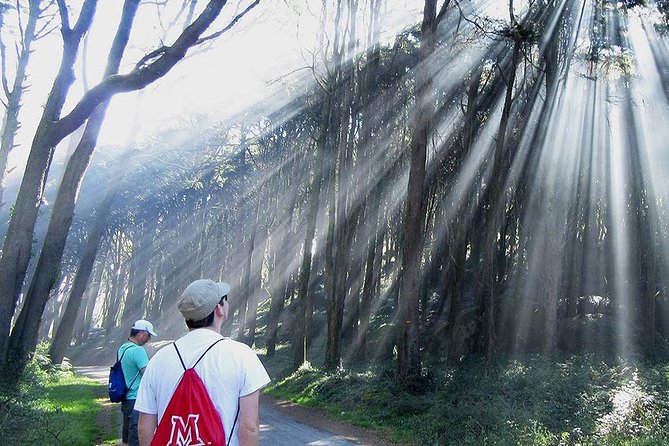 Private Guided Hike in Sintra-Cascais National Park, Lisbon - The guides and the local point of view