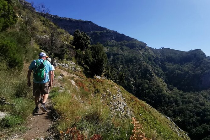 Private Tour Walking in Ferriere Valley Nature Reserve Amalfi - Starting at Ravello’s Piazza Duomo