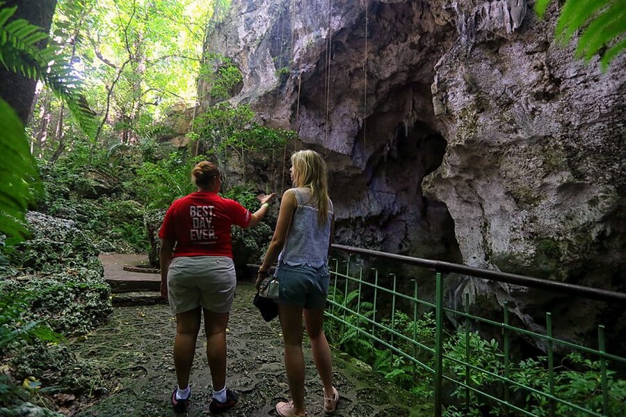 Santo Domingo: Three Eyes National Park Guided Tour - Why the guide can make or break the visit