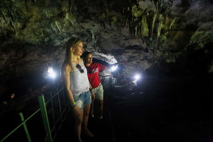 Santo Domingo: Three Eyes National Park Guided Tour - Timing before the larger crowds