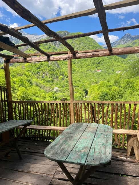 Shkoder: Theth National Park Day Tour with Local Guide - Lunch in Theth, with local food and village views