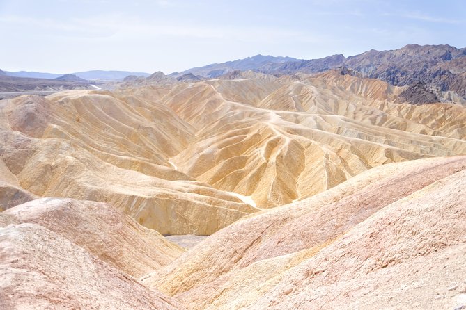 Small-Group Death Valley National Park Day Tour from Las Vegas - The guide matters more than the sandwich