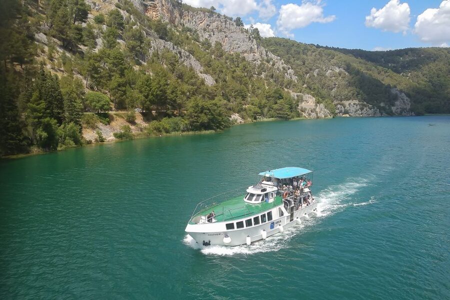 Split: Krka National Park Full-Day Tour with Wine Tasting - The road to Lozovac and the first look at Krka