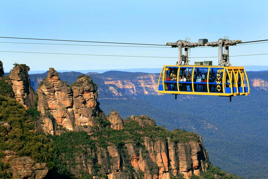 Sydney: Blue Mountains National Park Tour with River Cruise - Sydney Zoo before the crowds