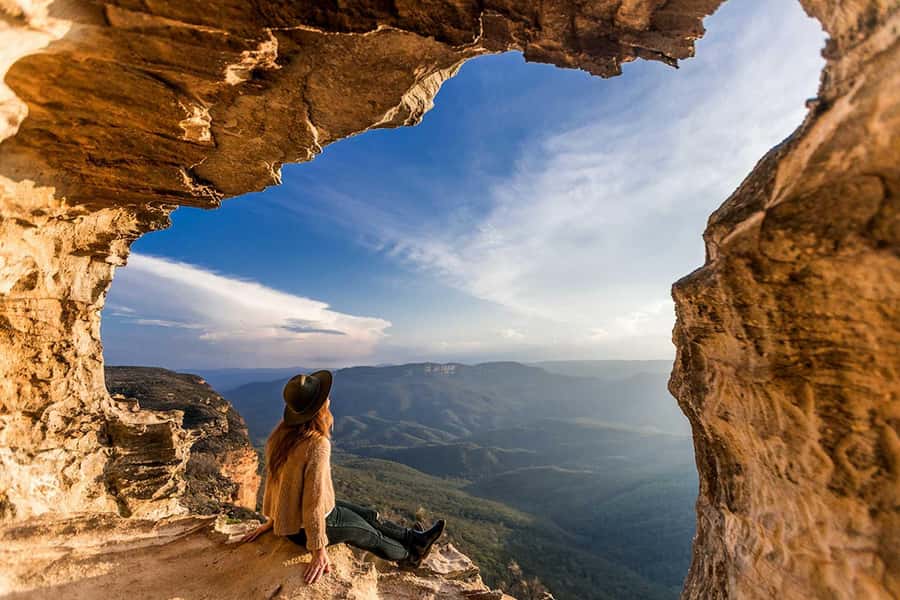Sydney: Blue Mountains National Park Tour with River Cruise - Early pickup and the ride west