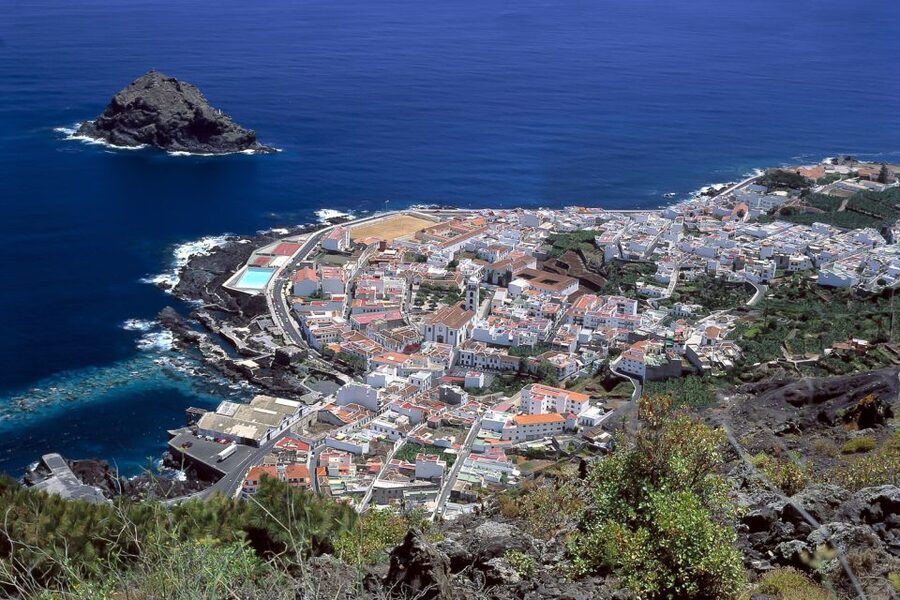 Tenerife: Teide National Park Full-Day Tour with Pickup - Who should book this tour?