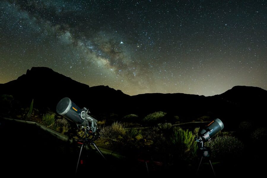 Tenerife: Teide National Park Sunset & Stargazing Tour - The traditional restaurant stop and dinner choices