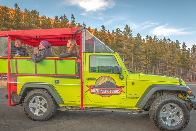 The Rocky Mountain National Park Safari Tour - Meadows, aspens, rivers, and waterfalls