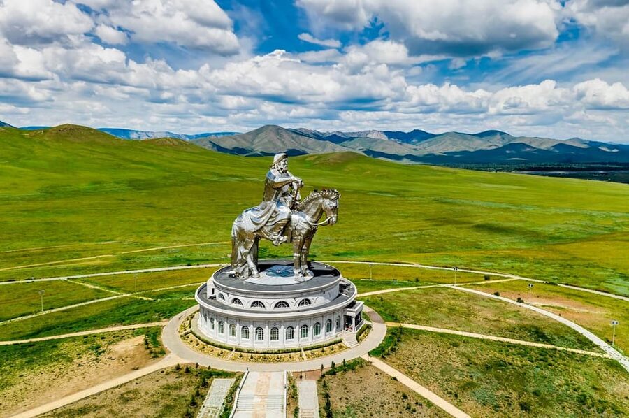 Ulaanbaatar: Chinggis Khan Statue and National Park Day Trip - Should you book it?