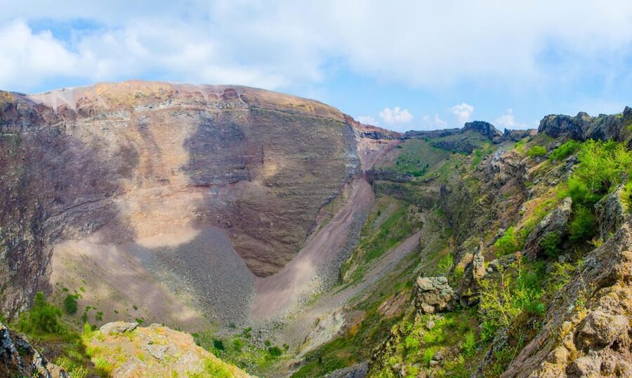 Vesuvius National Park Skip-The-Line Ticket and Audio Guide - Who should book this experience?